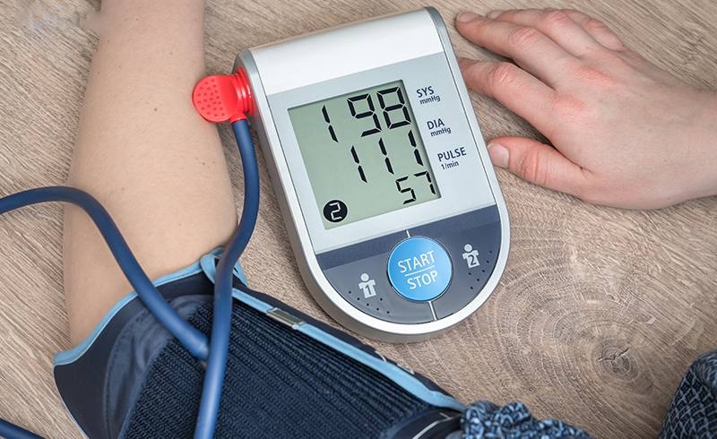 máy đo huyết áp