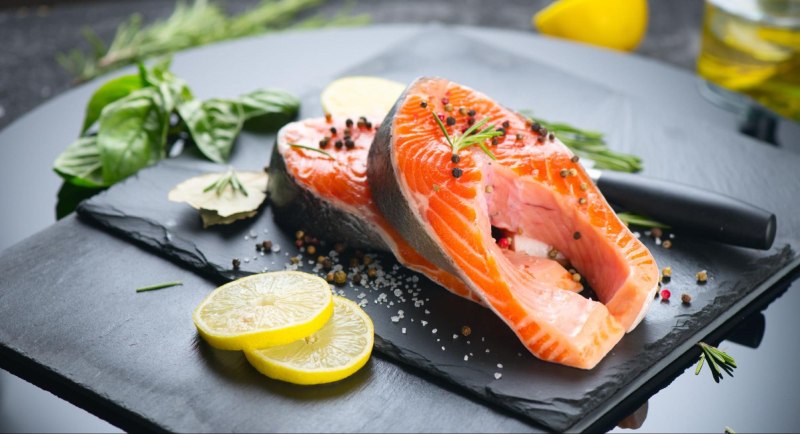 Cá hồi giúp tăng cường sức khỏe tuyến tiền liệt