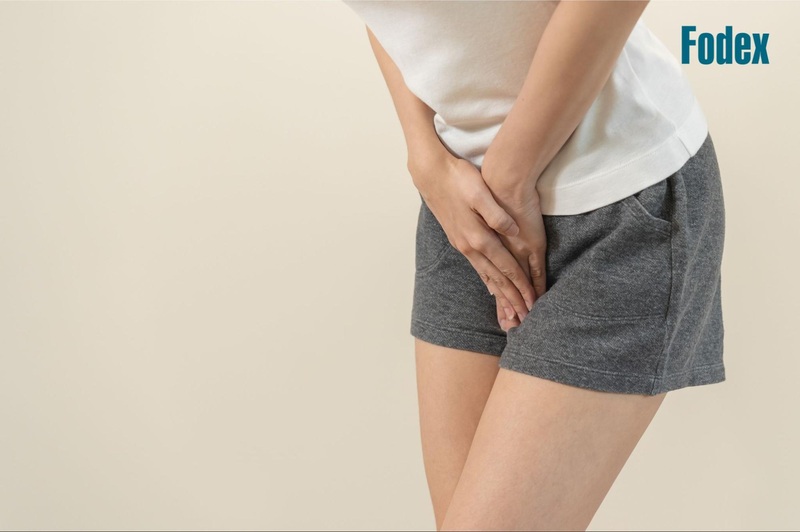 tiểu buốt có thể diễn ra ở cả nam và nữ